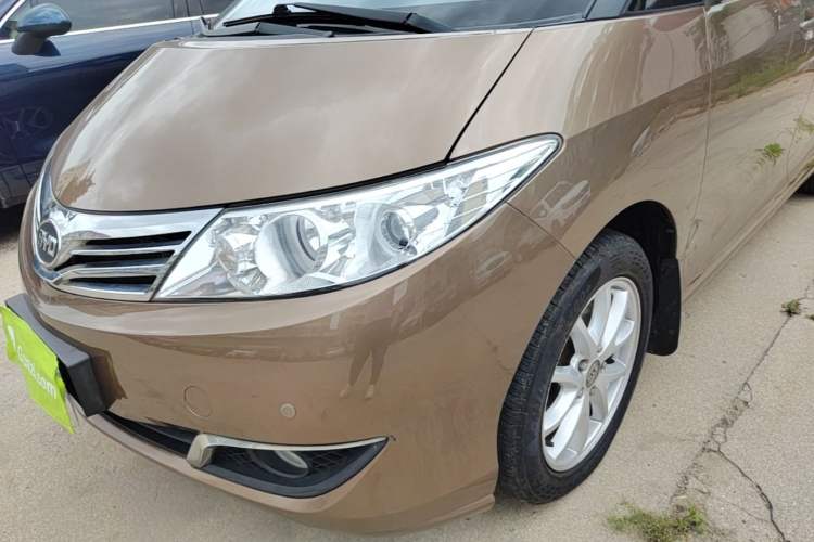Used BYD M6 2013 2.4L Manual Luxury Model Left Front Headlight
