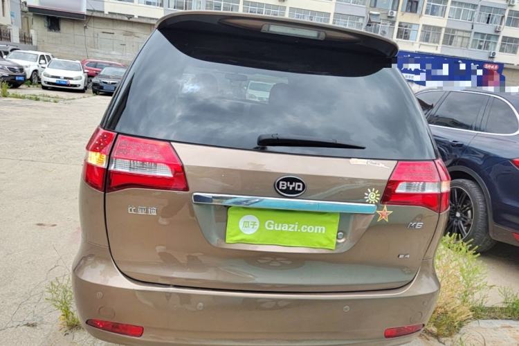 Used BYD M6 2013 2.4L Manual Luxury Model Rear