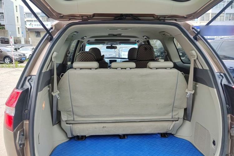 Used BYD M6 2013 2.4L Manual Luxury Model Trunk