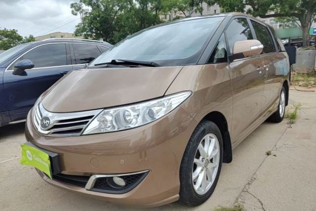 Used BYD M6 2013 2.4L Manual Luxury Model