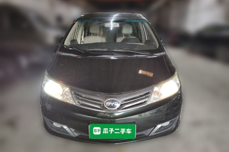 Used BYD M6 2013 2.4L Automatic Luxury Model Exterior 1