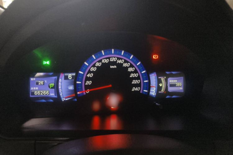 Used BYD M6 2013 2.4L Automatic Luxury Model Instrument Cluster