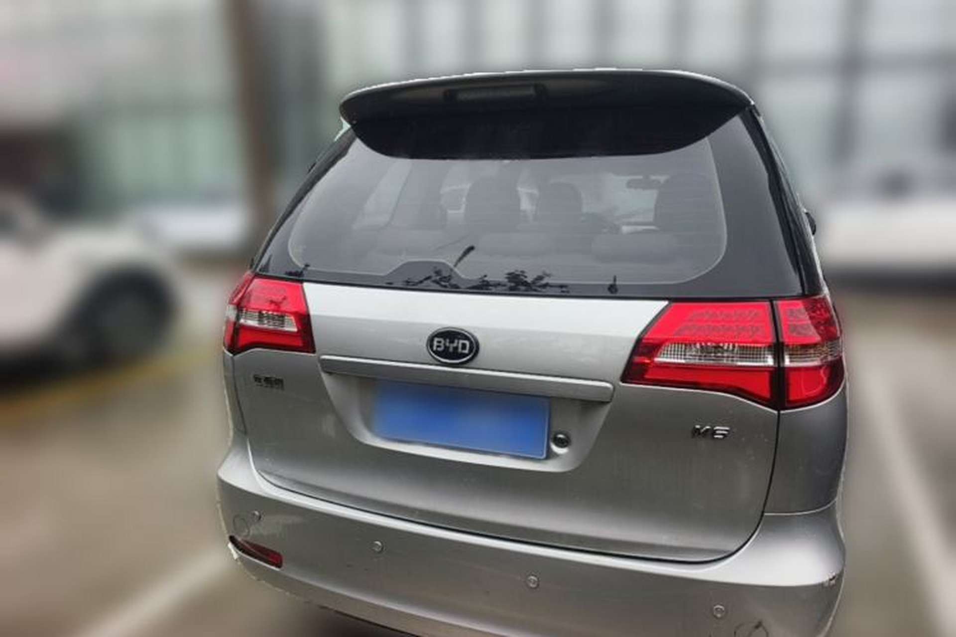Used BYD M6 2013 2.0L Manual Comfort Edition Rear