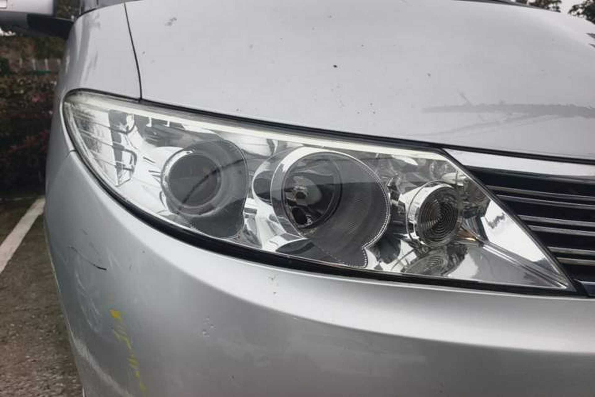 Used BYD M6 2013 2.0L Manual Comfort Edition Right Front Headlight