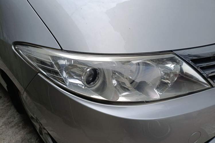 Used BYD M6 2013 2.4L Automatic Luxury Model Right Front Headlight
