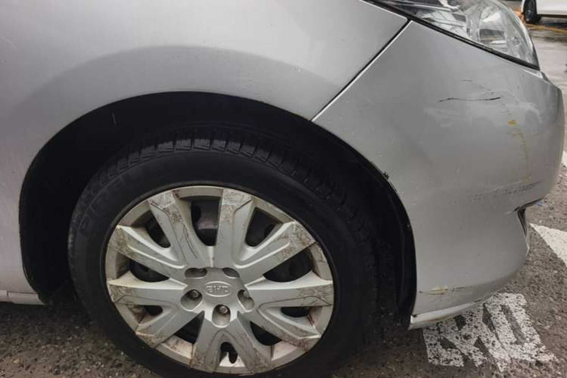 Used BYD M6 2013 2.0L Manual Comfort Edition Right Front Wheel Hub