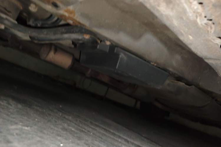 Used BYD M6 2013 2.0L Manual Comfort Edition Chassis Front Left