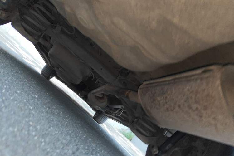 Used BYD M6 2013 2.4L Automatic Luxury Model Chassis Rear