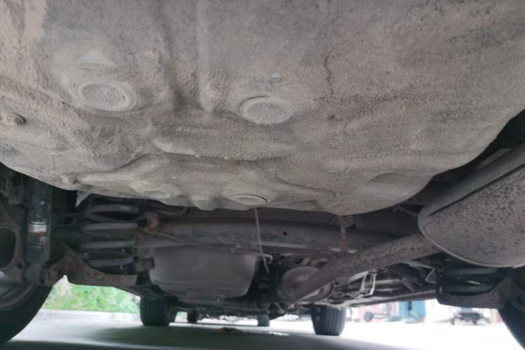 Used BYD M6 2013 2.4L Automatic Luxury Model Chassis Rear