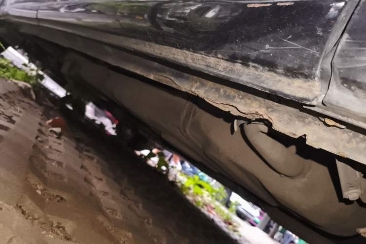 Used BYD M6 2013 2.4L Manual Luxury Model Chassis Rear Left