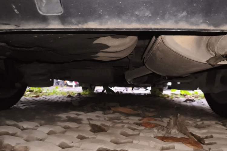 Used BYD M6 2013 2.4L Manual Luxury Model Chassis Rear