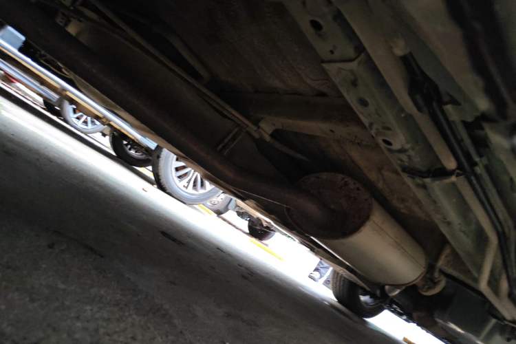 Used BYD M6 2013 2.4L Manual Luxury Model Chassis Rear Right