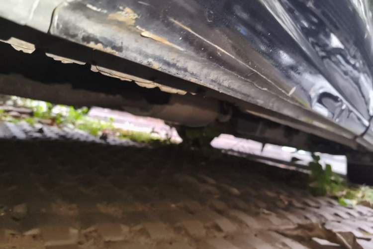 Used BYD M6 2013 2.4L Manual Luxury Model Chassis Rear Right