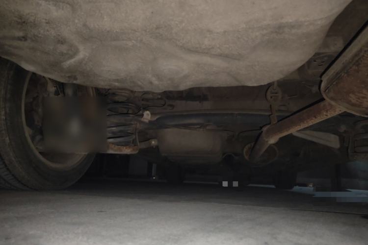 Used BYD M6 2013 2.4L Automatic Luxury Model Chassis Rear