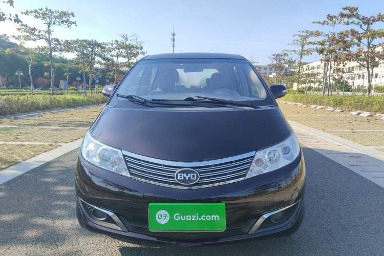 Used BYD M6 2013 2.0L Manual Comfort Edition Exterior 1