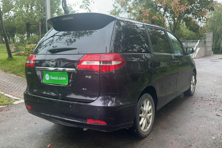 Used BYD M6 2013 2.4L Manual Luxury Model Exterior 3