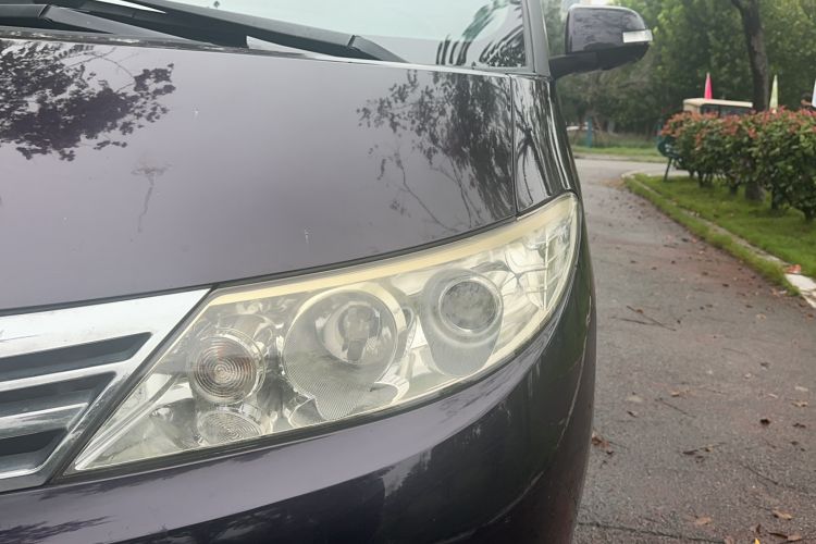 Used BYD M6 2013 2.4L Manual Luxury Model Exterior 6