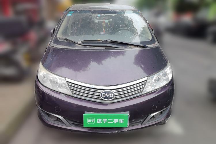 Used BYD M6 2013 2.0L Manual Comfort Edition Front