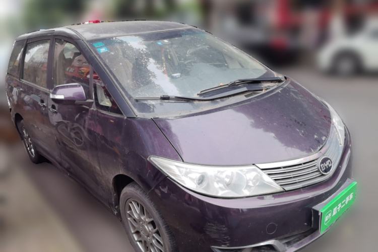 Used BYD M6 2013 2.0L Manual Comfort Edition Front Right 45 Deg