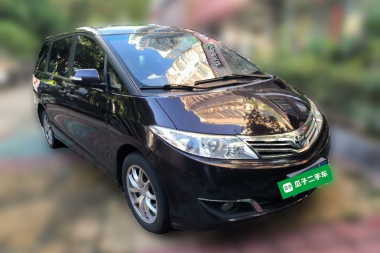 Used BYD M6 2013 2.4L Automatic Luxury Model Front Right 45 Deg