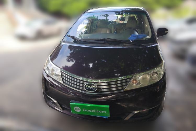Used BYD M6 2013 2.0L Manual Comfort Edition Front