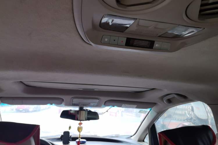 Used BYD M6 2013 2.0L Manual Comfort Edition Headliner