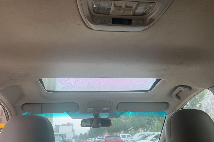Used BYD M6 2013 2.4L Manual Luxury Model Headliner