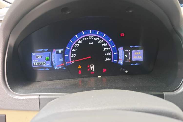 Used BYD M6 2013 2.4L Automatic Luxury Model Instrument Cluster