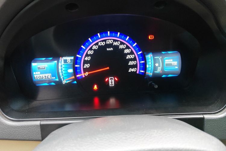 Used BYD M6 2013 2.4L Manual Luxury Model Instrument Cluster