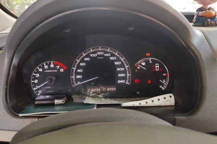 Used BYD M6 2013 2.0L Manual Comfort Edition Instrument Cluster