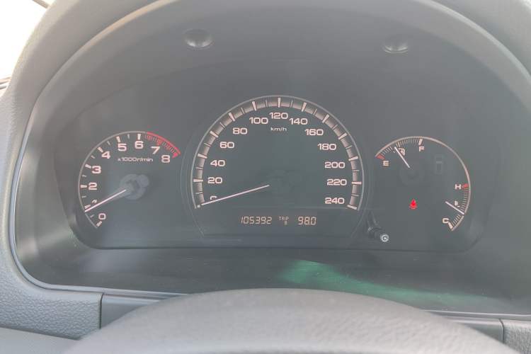 Used BYD M6 2013 2.0L Manual Comfort Edition Odometer Close Up
