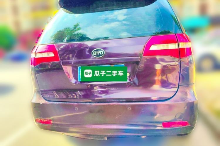 Used BYD M6 2013 2.0L Manual Comfort Edition Rear