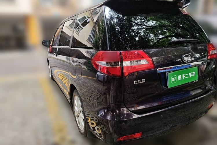 Used BYD M6 2013 2.4L Automatic Luxury Model Rear Left 45 Deg
