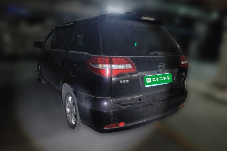 Used BYD M6 2013 2.4L Automatic Luxury Model Rear Left 45 Deg