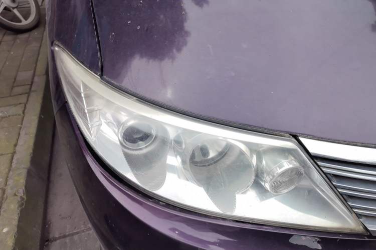 Used BYD M6 2013 2.0L Manual Comfort Edition Right Front Headlight
