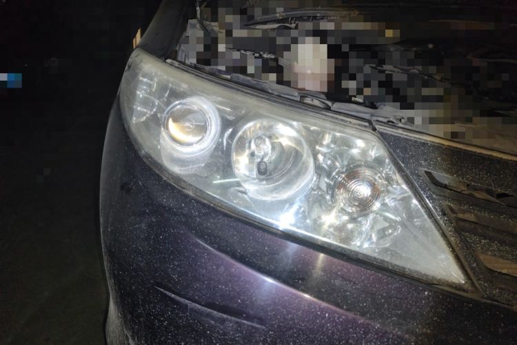 Used BYD M6 2013 2.4L Automatic Luxury Model Right Front Headlight