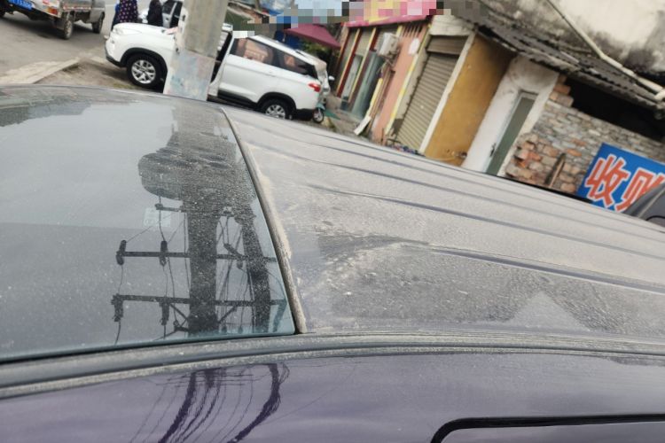 Used BYD M6 2013 2.4L Automatic Luxury Model Roof