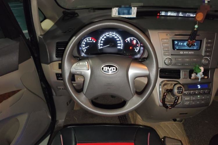 Used BYD M6 2013 2.0L Manual Comfort Edition Steering Wheel