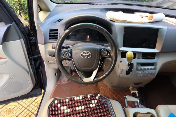 Used BYD M6 2013 2.4L Automatic Luxury Model Steering Wheel