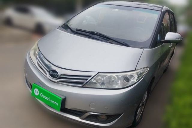 Used BYD M6 2013 2.4L Manual Luxury Model