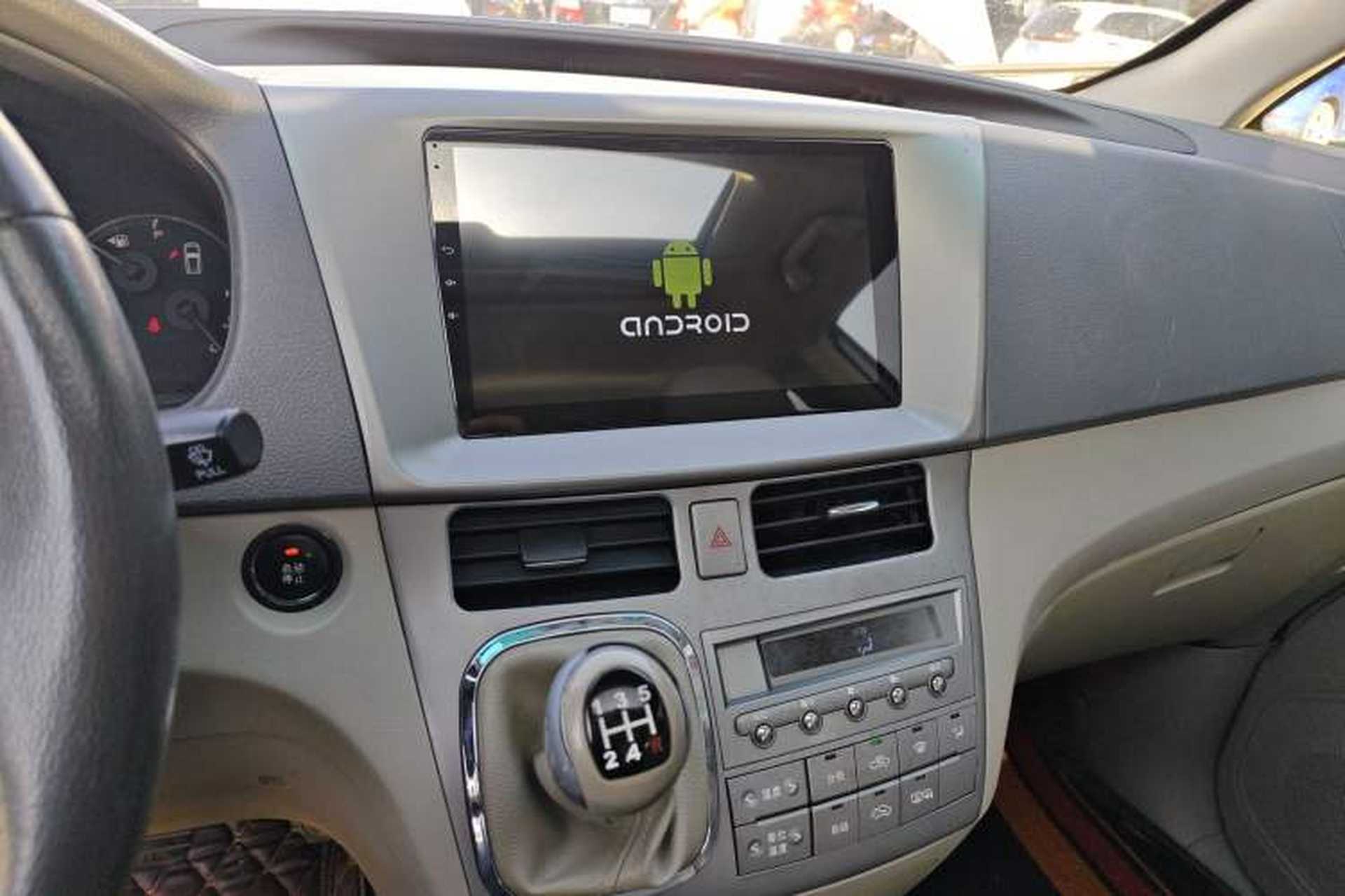 Used BYD M6 2013 2.0L Manual Comfort Edition Audio And AC Panel