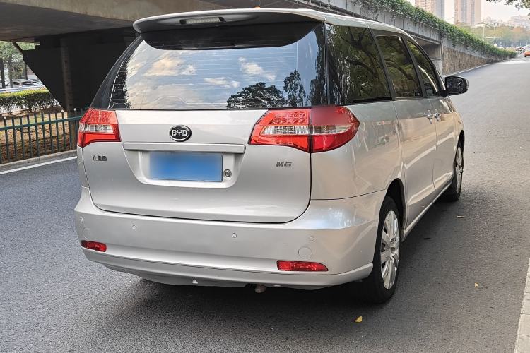 Used BYD M6 2013 2.0L Manual Comfort Edition Exterior 7