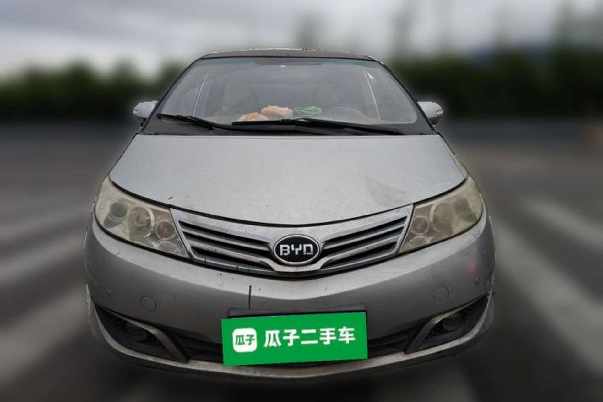 Used BYD M6 2013 2.4L Manual Luxury Model Front