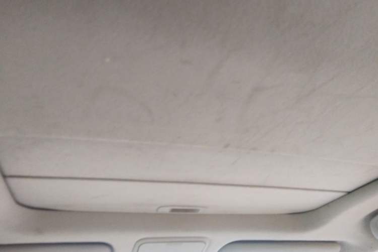 Used BYD M6 2013 2.4L Manual Luxury Model Headliner