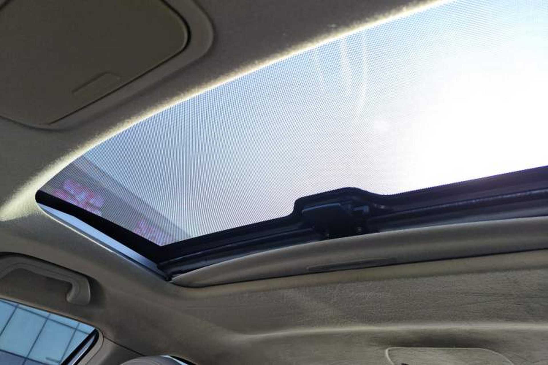 Used BYD M6 2013 2.0L Manual Comfort Edition Headliner