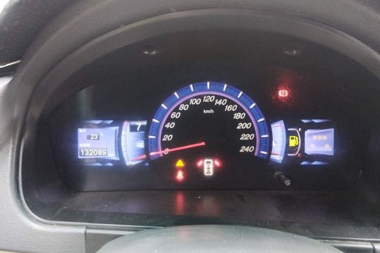 Used BYD M6 2013 2.4L Manual Luxury Model Instrument Cluster