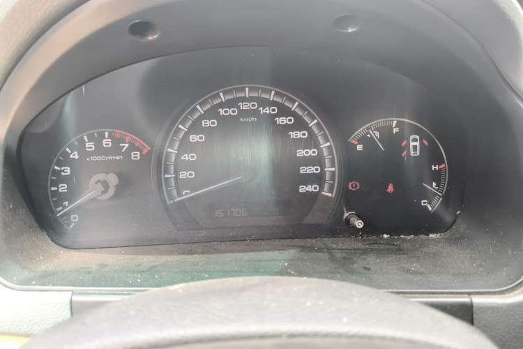 Used BYD M6 2013 2.0L Manual Comfort Edition Instrument Cluster