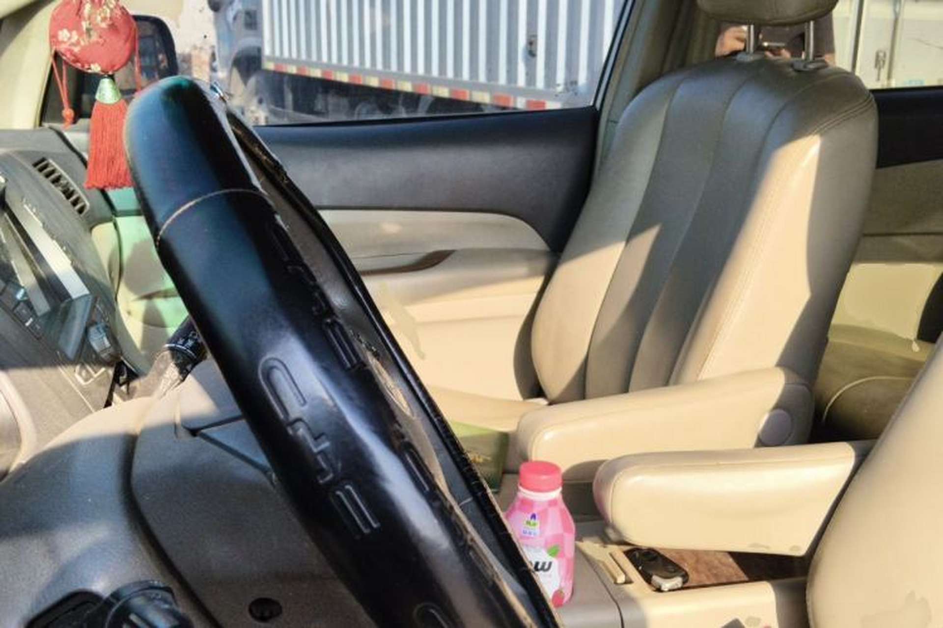 Used BYD M6 2013 2.4L Manual Luxury Model Left Front Seat