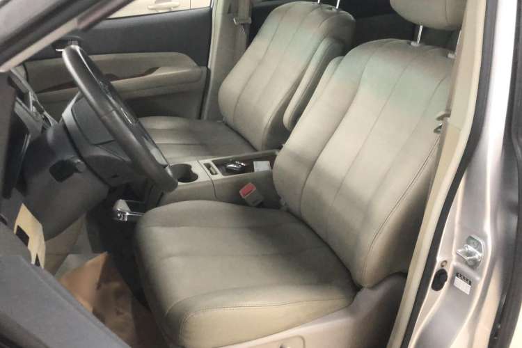 Used BYD M6 2013 2.4L Manual Luxury Model Left Front Seat