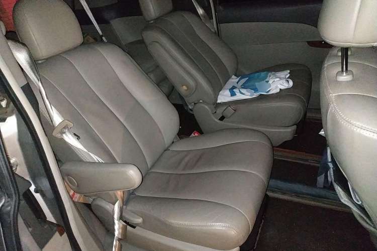 Used BYD M6 2013 2.4L Automatic Luxury Model Left Rear Seat